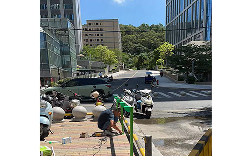 電動車充電樁免費(fèi)安裝現(xiàn)場