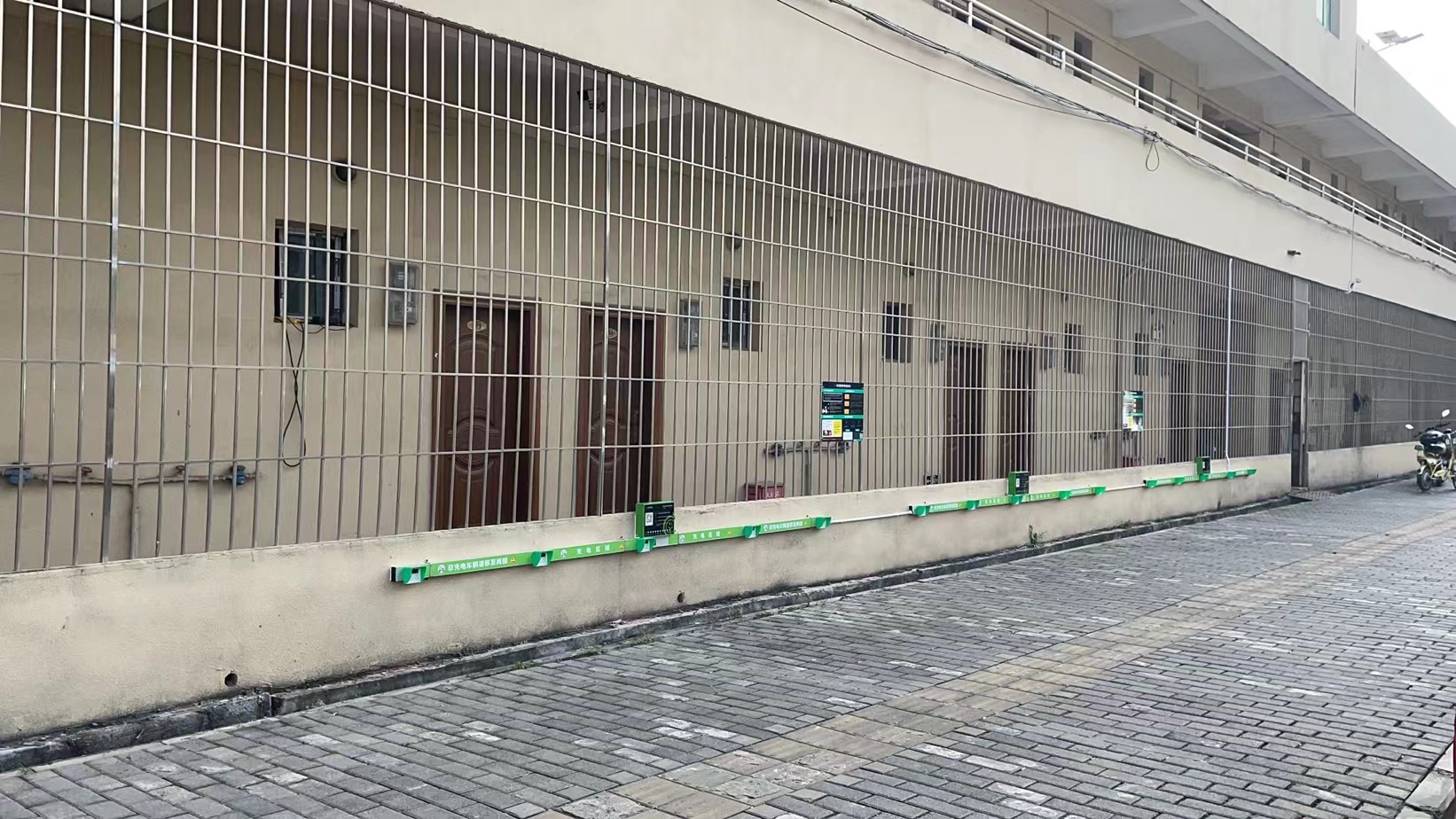 電動(dòng)自行車充電樁安裝